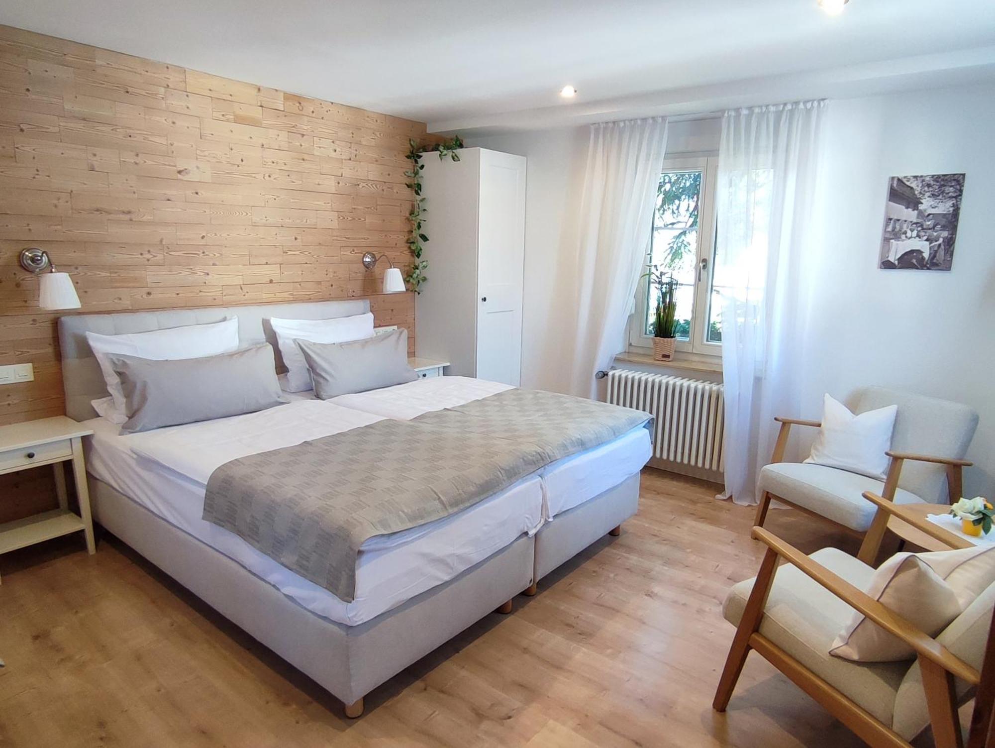 Boutique-Hotel Krone Денцлинген Экстерьер фото