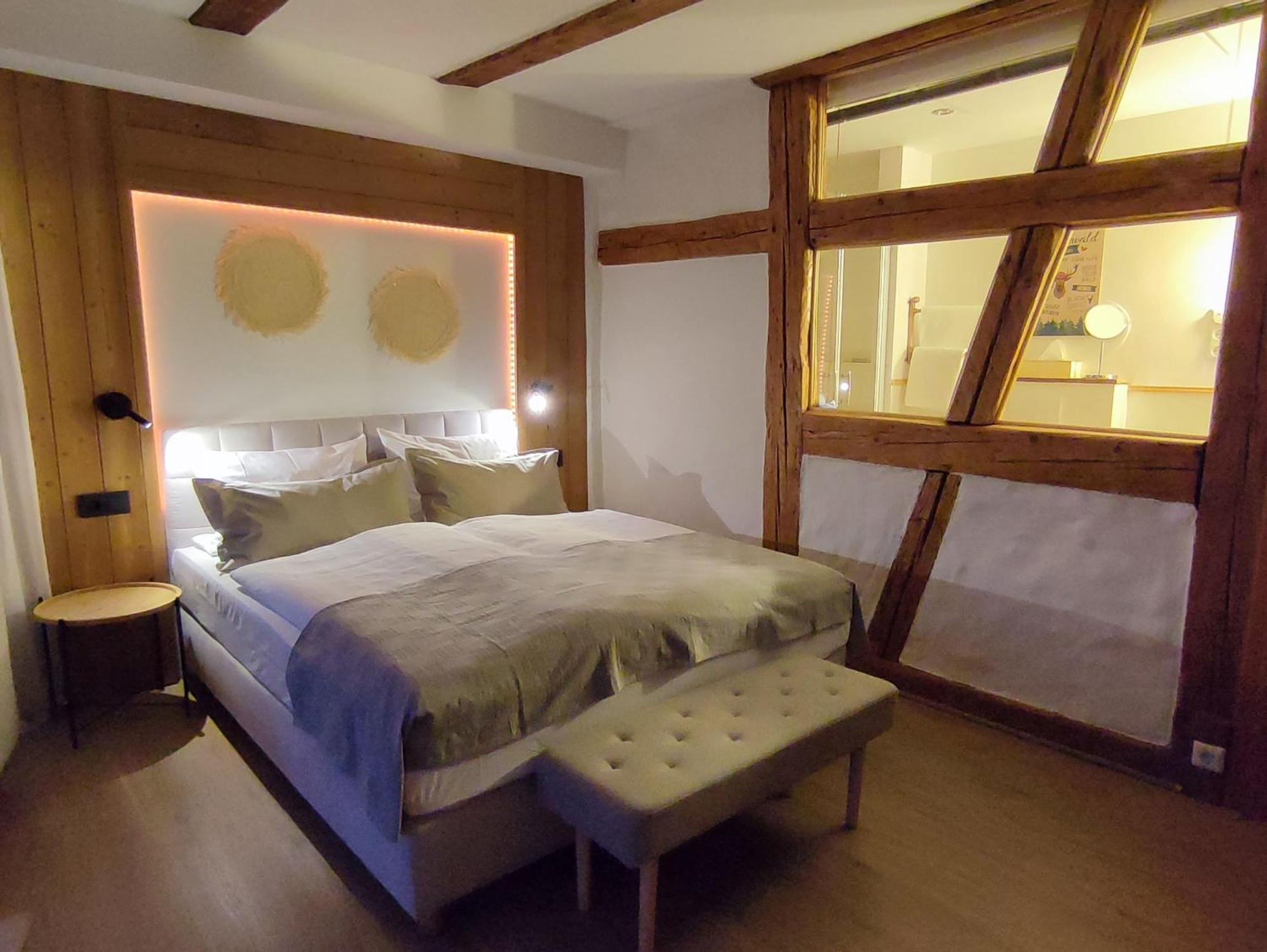 Boutique-Hotel Krone Денцлинген Экстерьер фото