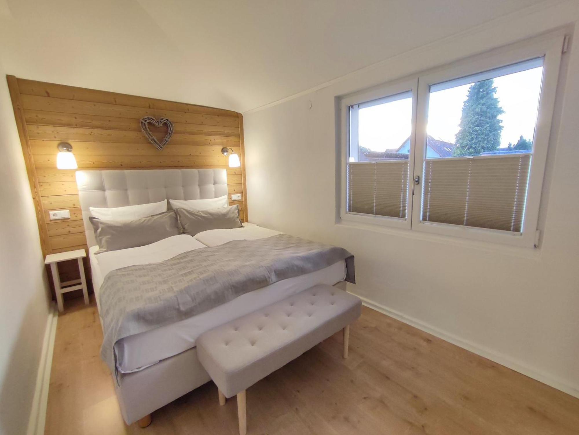 Boutique-Hotel Krone Денцлинген Номер фото